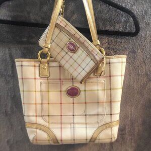 Coach Plaid Tote Bag with Matching Wristlet – Gold Trim – Vintage Set